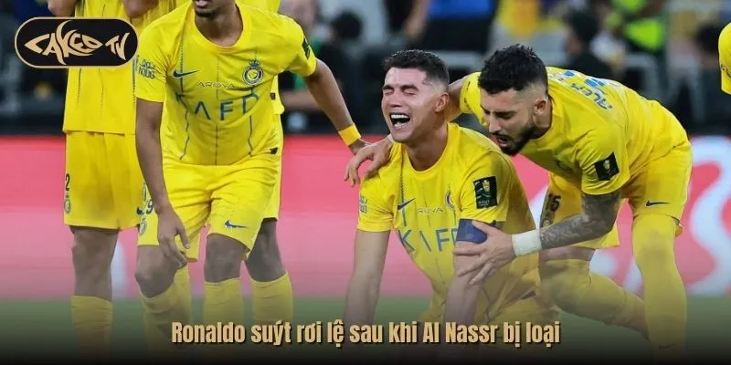 Cristiano Ronaldo suýt rơi lệ sau khi Al Nassr bị loại